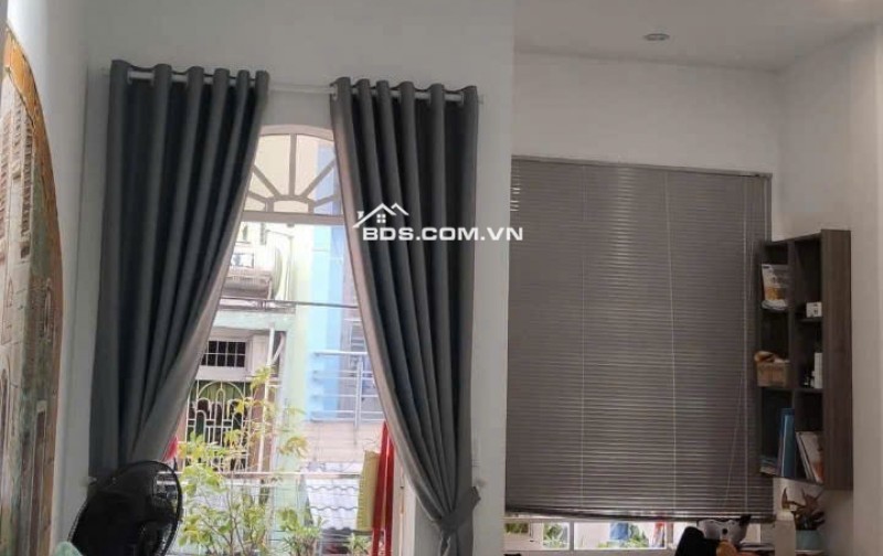 Chủ Ngộp Bank!!!Bán Gấp!!Chỉ còn 5,95 tỷ, Nhà C4 SHR, diện tích khủng 117m2,  1/ Nguyễn Văn Quá cách mặt tiền 50m, HXH tránh nhau, Ô tô Ngủ Sân